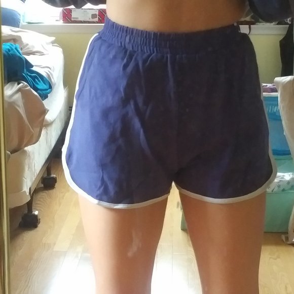 Princess Polly Tia Shorts in Navy - Picture 3 of 4